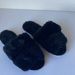Pottery Barn Black Faux Fur Slippers